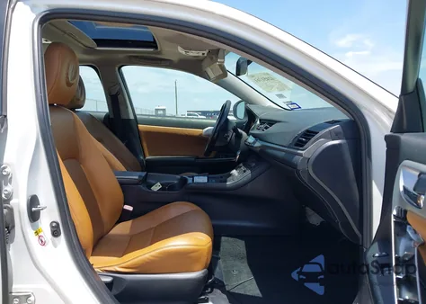 2011 Lexus Ct 200H Premium из США, поврежденный, VIN JTHKD5BH2B2020642